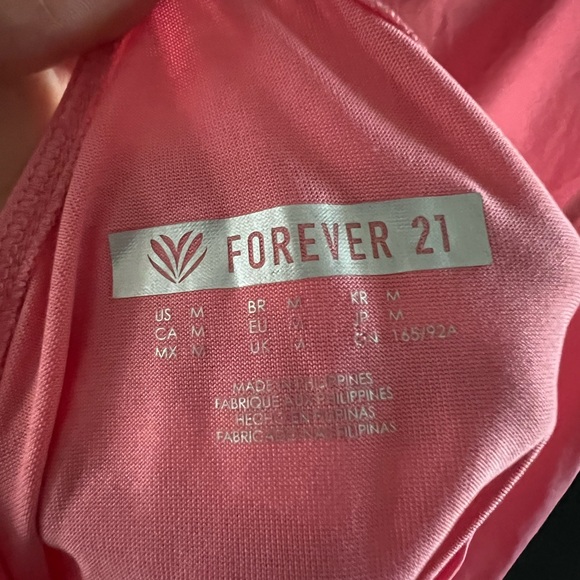 Racerback flowy active tank - Picture 3 of 3